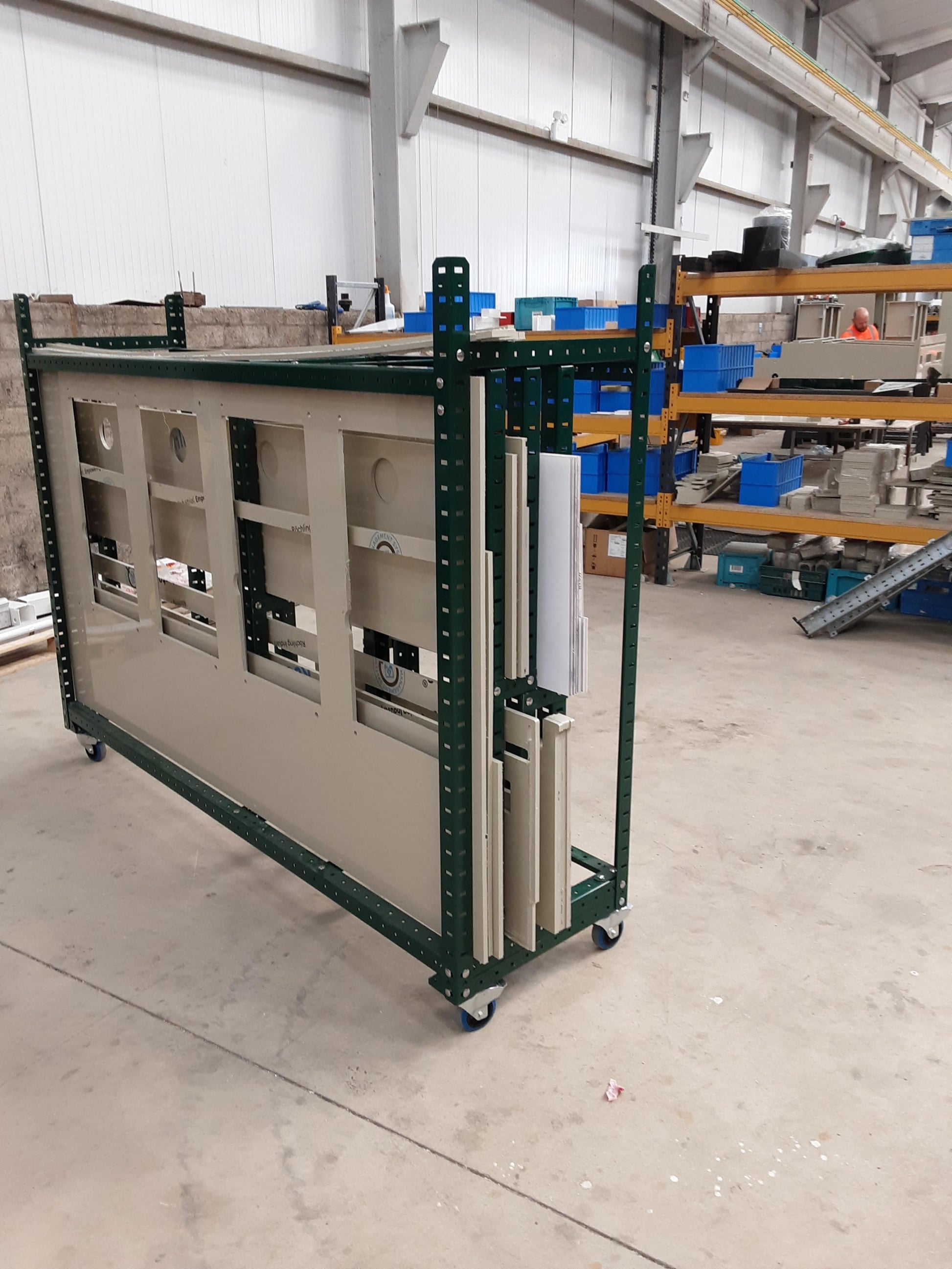 Stillages
